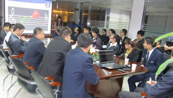 优米app下载安装官网精英队/战狼队头脑风暴会答题