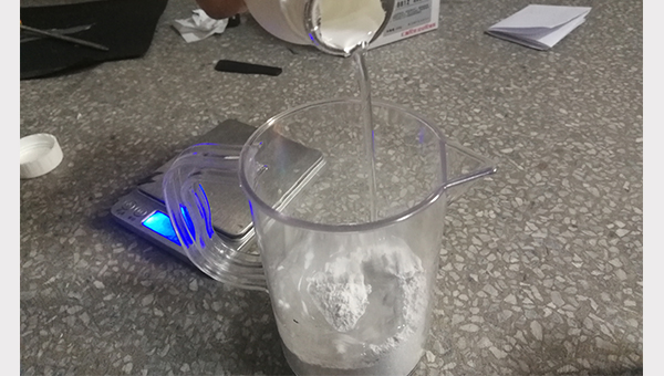 ddkebao耐1700度高温胶粘剂如何使用