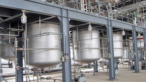 化工设备预防保护，使用耐酸修补剂有效提高防腐性能