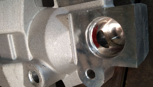 铝件有砂眼用什么遮丑？铝质修补剂应用解决