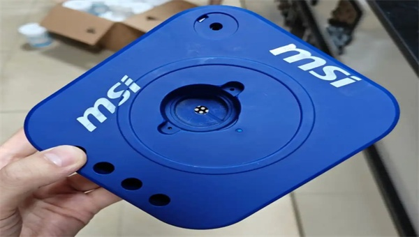 硅胶喷油后出现雾面效果怎么修复