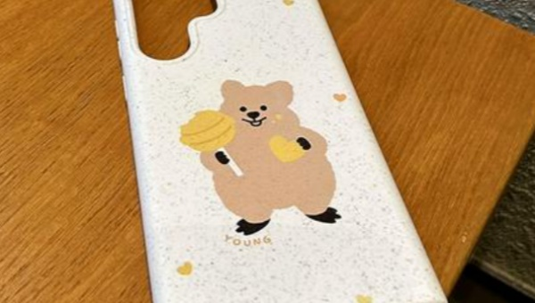 硅胶手机壳UV打印后图案易刮花怎么办？HJL-916-8 处理剂增强耐磨性